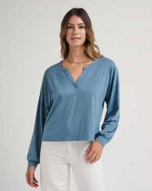 Oceanview Travis Mathew Girls Night Top | BTGW71258