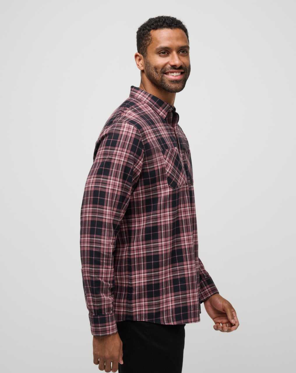 Black/Roan Rouge Travis Mathew Cloud Flannel Plaid Button-up | JIGE45361