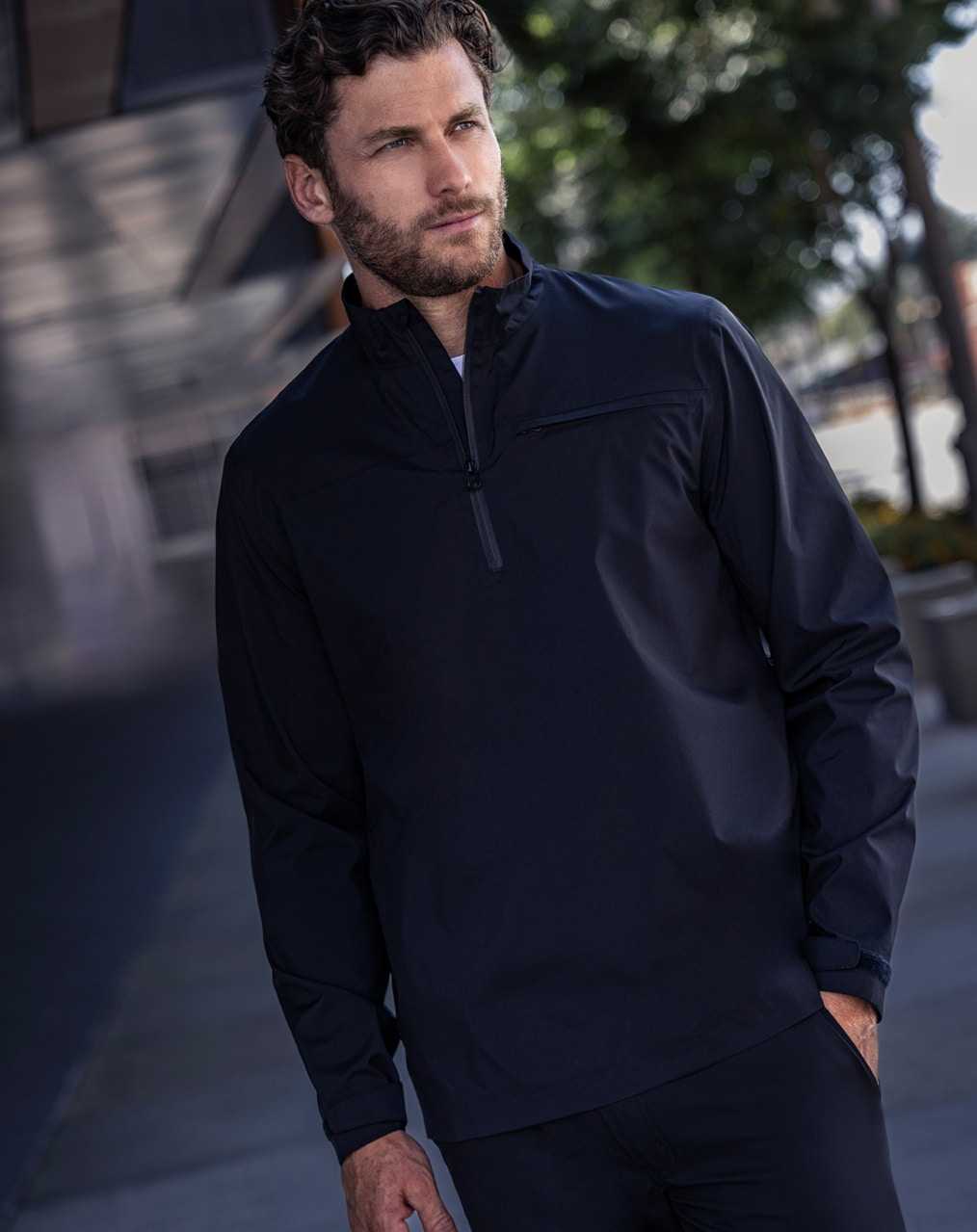 Black Travis Mathew On Course Jacket | IYMV34856