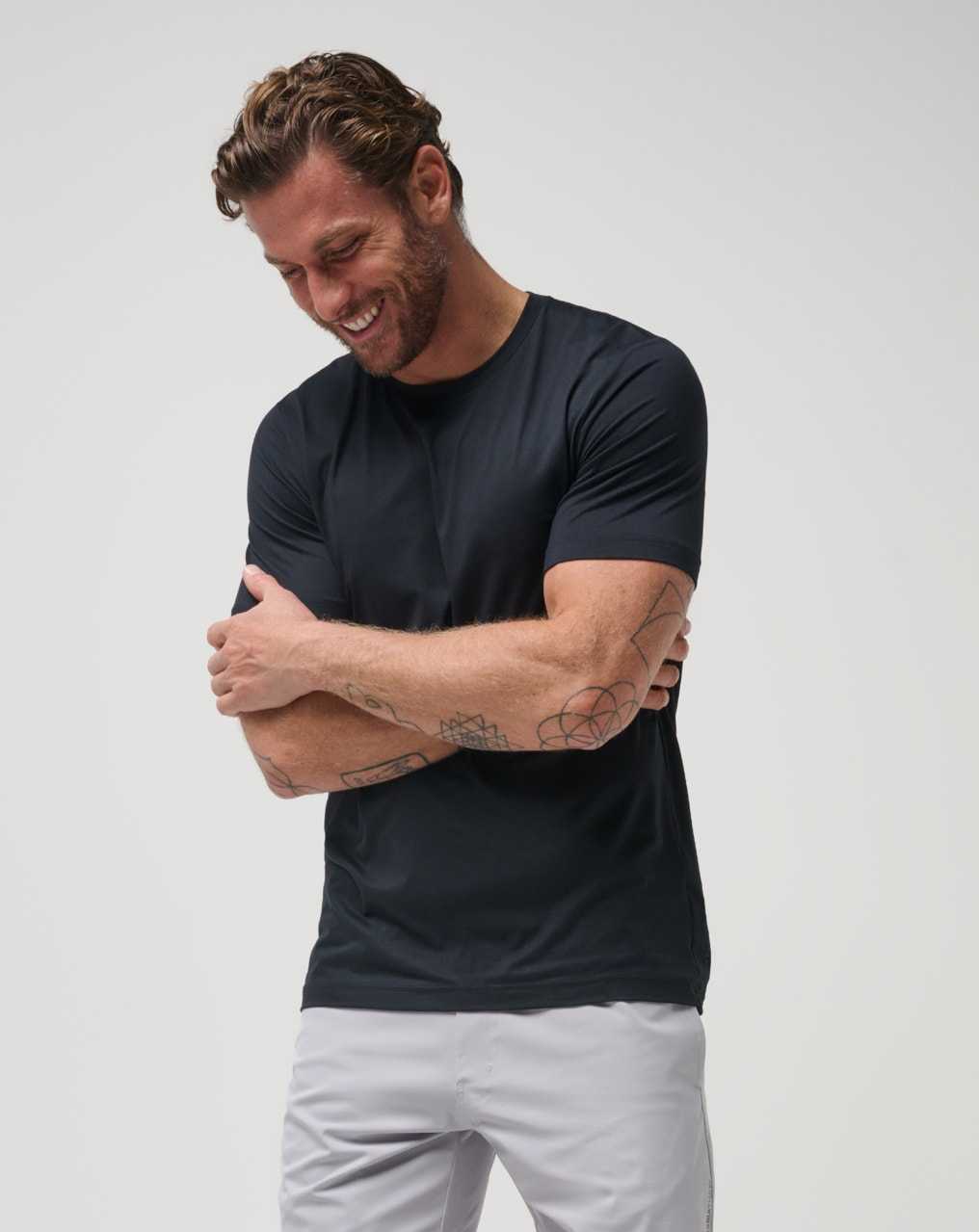 Black Travis Mathew Risk Taker Active Tee | XFJI69782