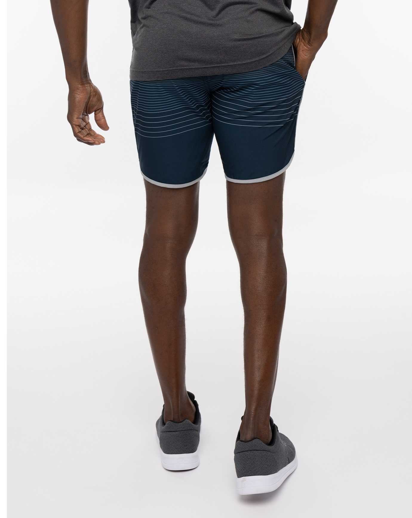 Blue Nights Travis Mathew Go Time 3.0 Active Short 7.5in | POHE63209