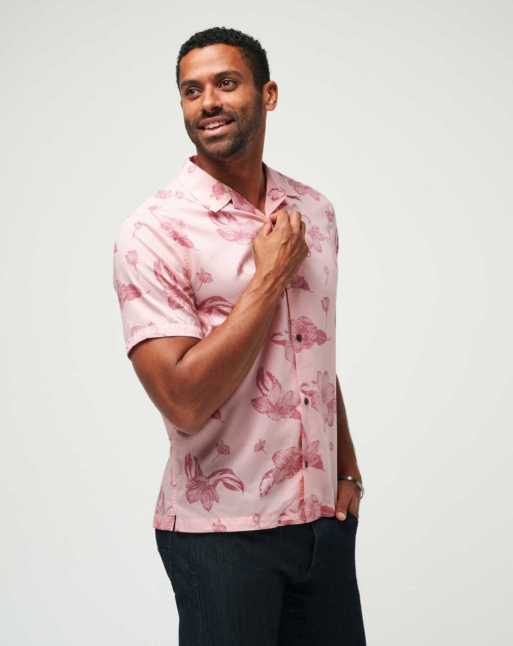 Blush Travis Mathew Yacht Rockin Button-up | UAXZ48507