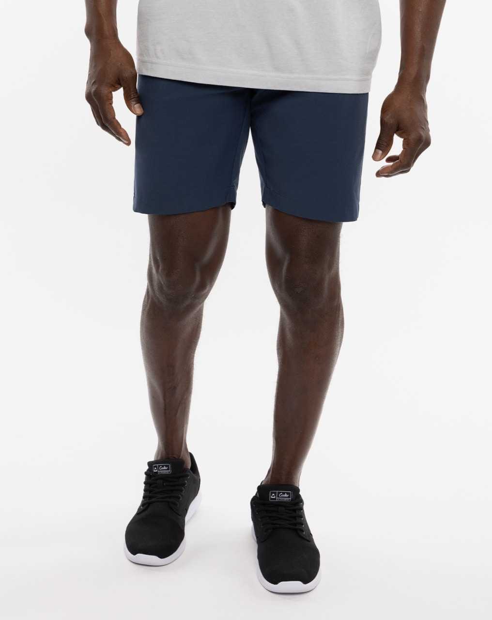 Dress Blues Travis Mathew Bermuda Short 8in | XGYK41576