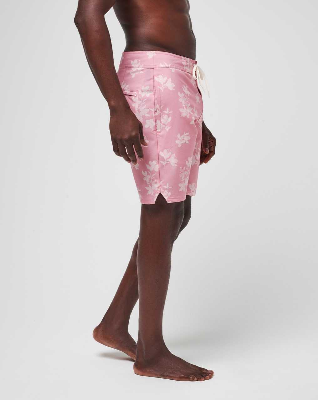 Heather Blush Travis Mathew Macadamia Nut Boardshort | VFKB24936