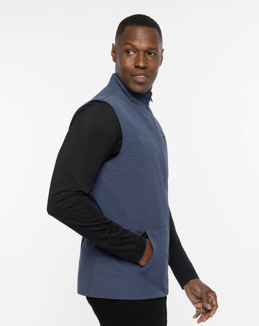 Heather Dress Blues Travis Mathew Top Of The Line Vest | NQYM24051