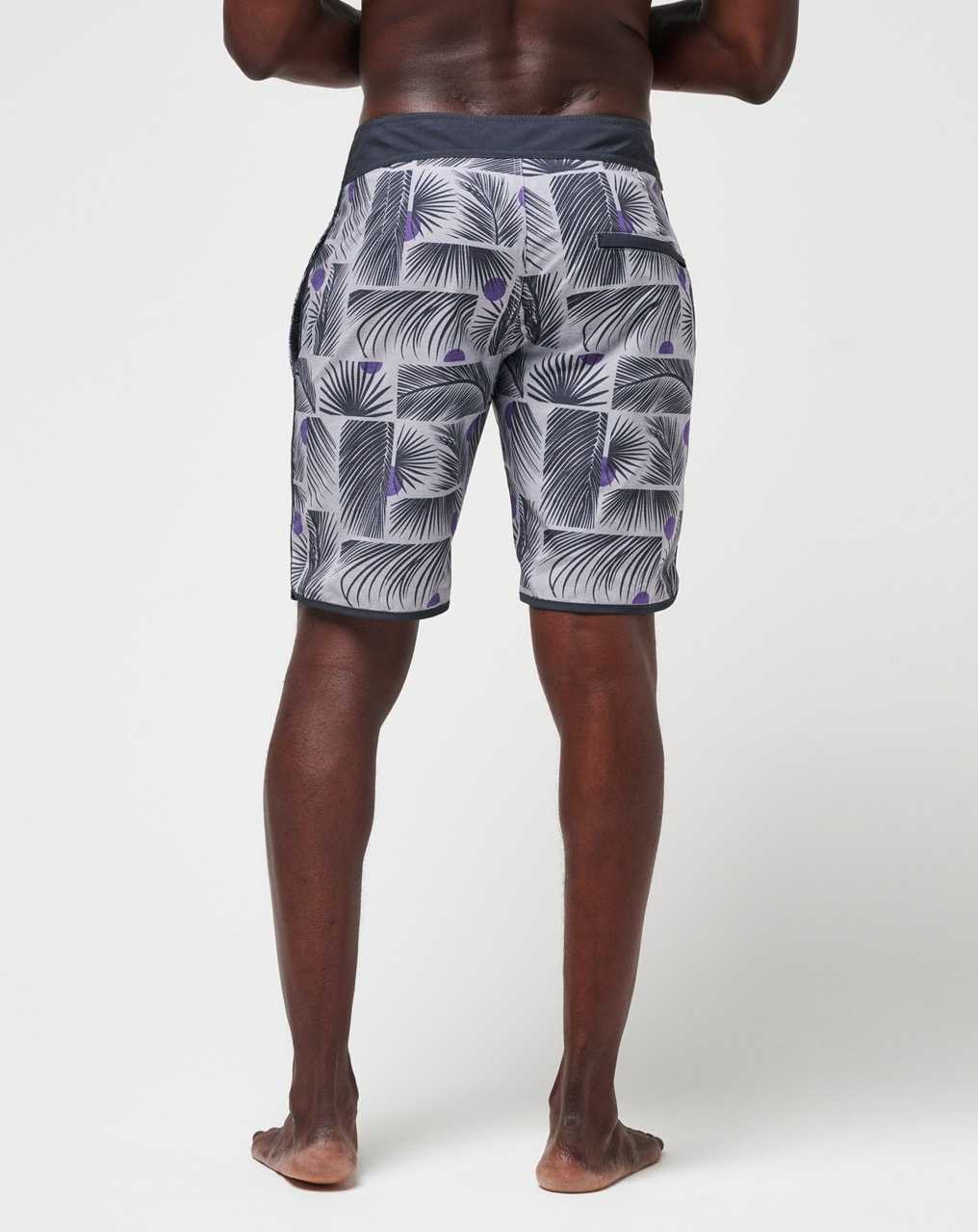 Heather Grey Travis Mathew Sail Plans Boardshort | QIES97865