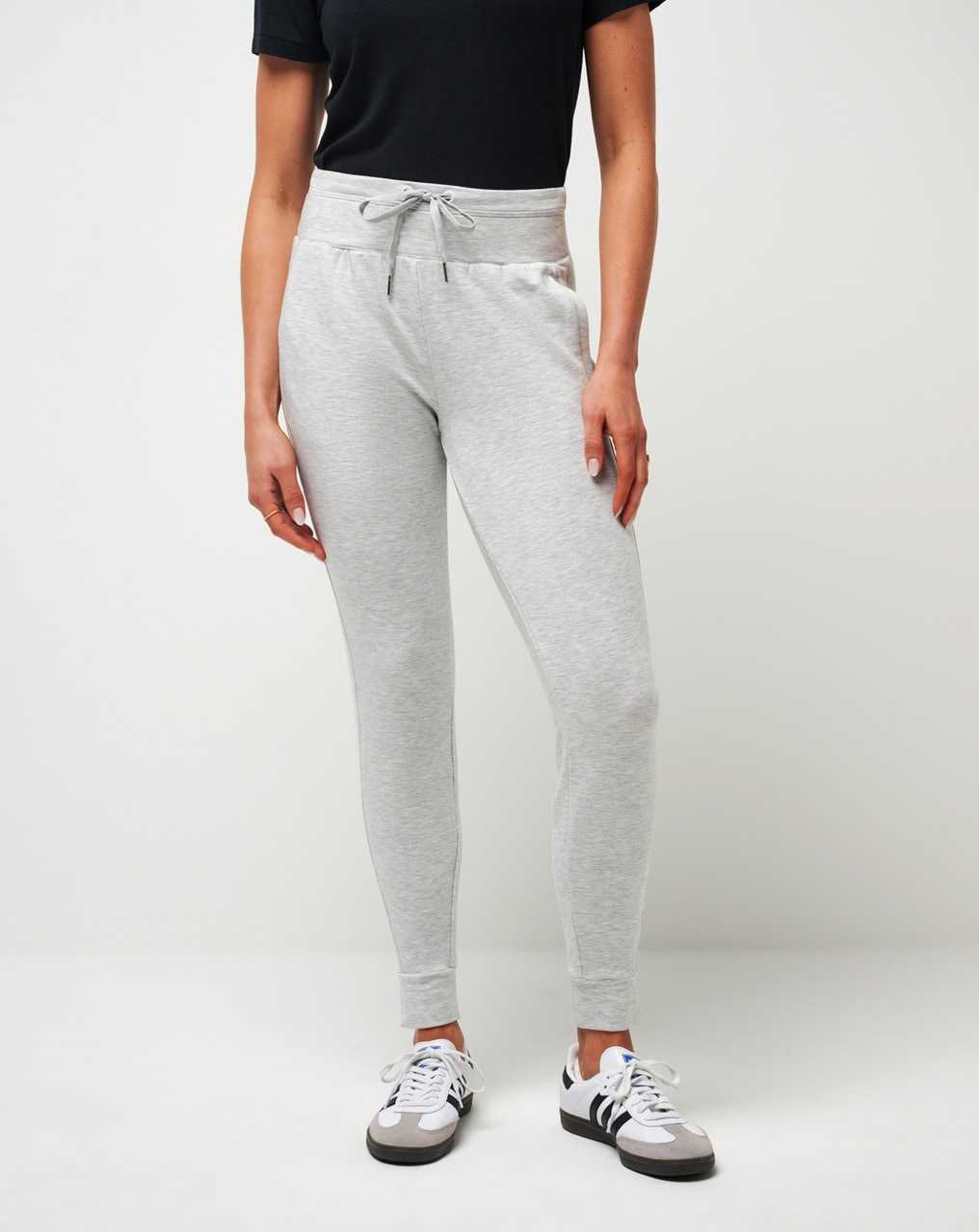 Heather Light Grey Travis Mathew Cloud Terry Tie Jogger | RQLV04759