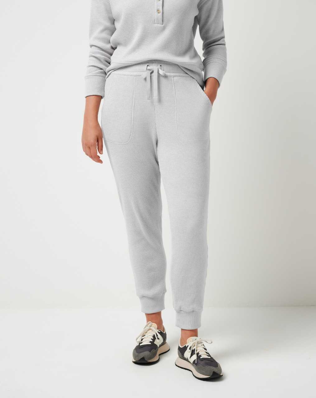 Heather Light Grey Travis Mathew Long Weekend Jogger | UABI37205