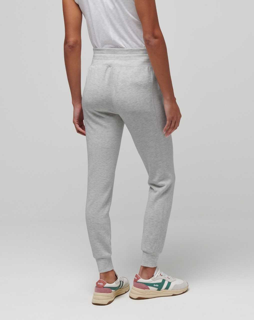 Heather Light Grey Travis Mathew Skyloft Soft Jogger | SQOB34516