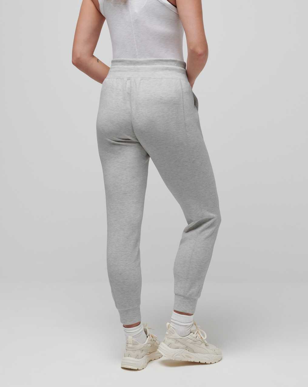 Heather Light Grey Travis Mathew Skyloft Soft Jogger | SQOB34516