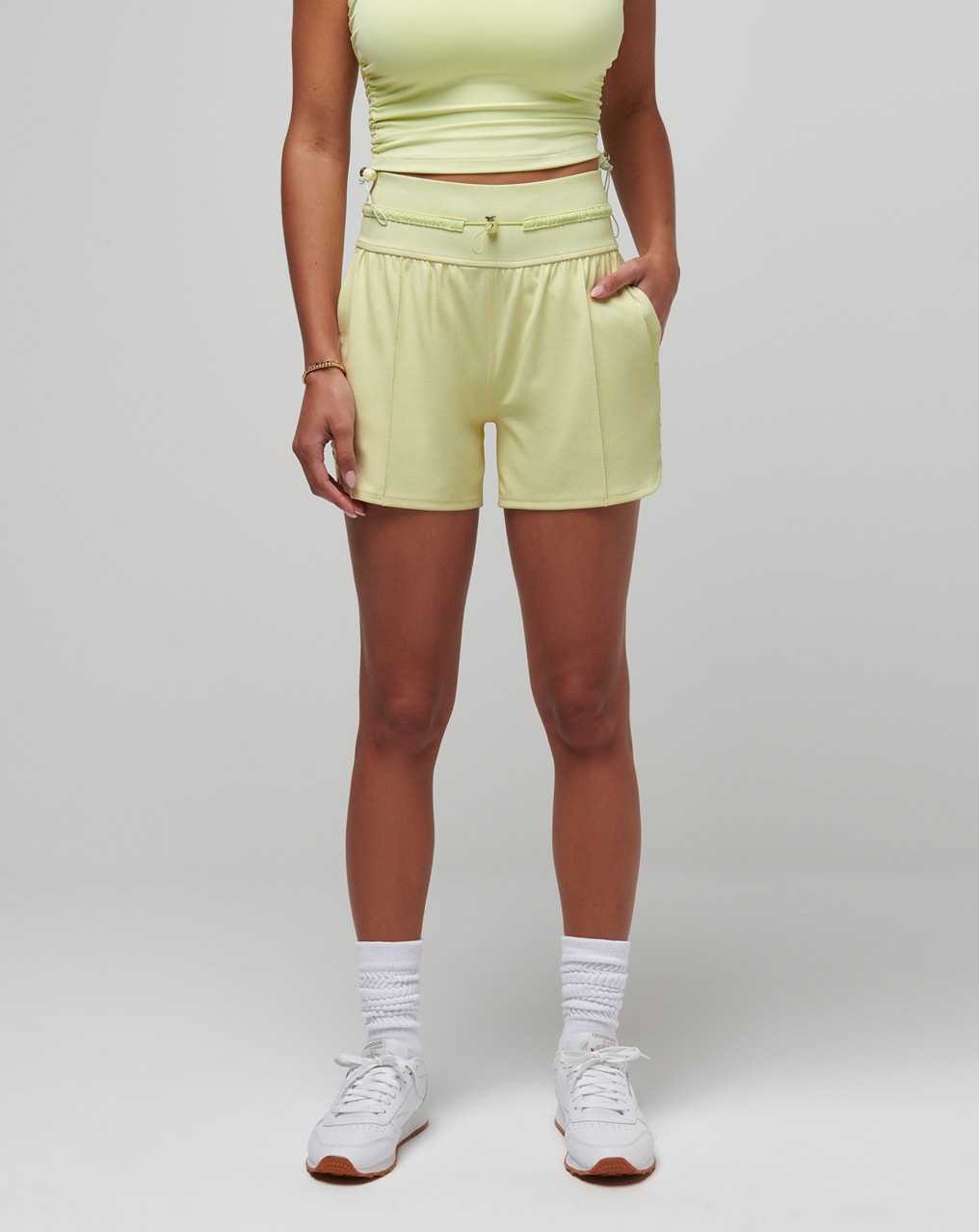 Heather Pale Lime Yellow Travis Mathew Queenstown Moveknit Short | PSUK63874