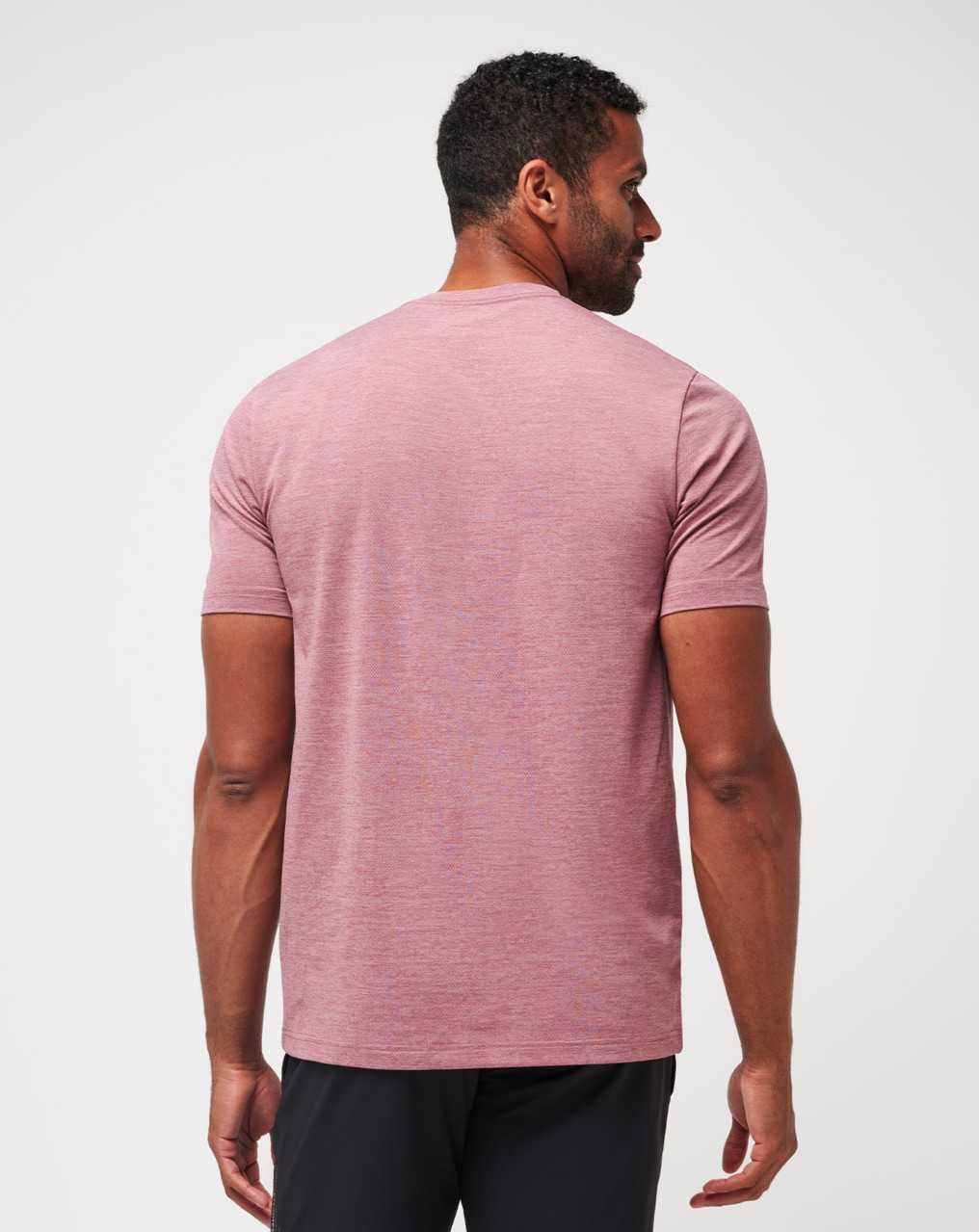 Heather Roan Rouge Travis Mathew Scenic Vista Active Tee | EOVR51927