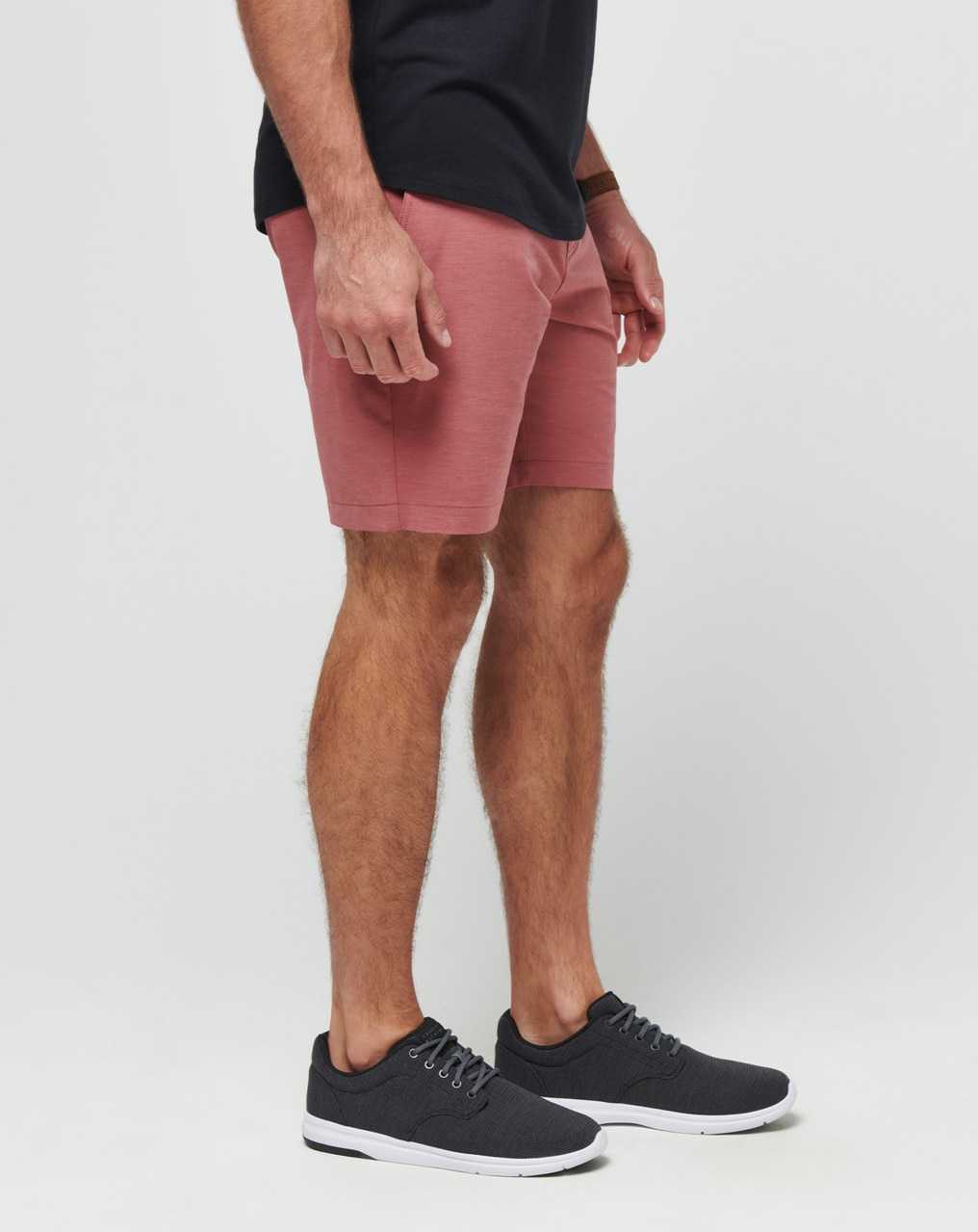 Heather Roan Rouge Travis Mathew Tech Chino Short 8in | QSDF62398