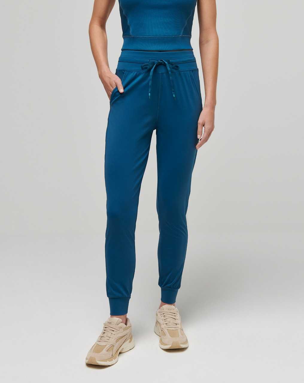 Midnight Travis Mathew Moveknit Tie Jogger | YDWA91725