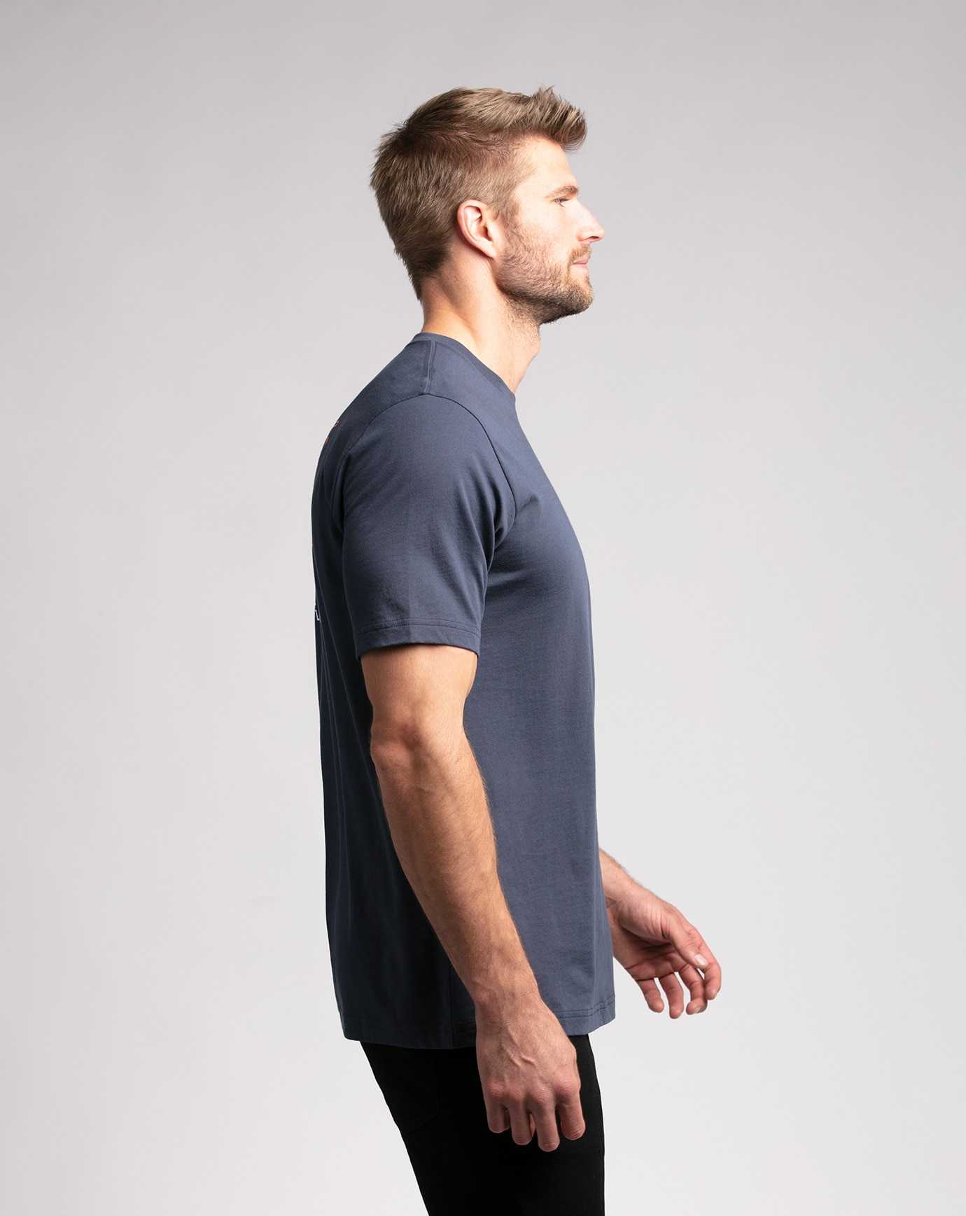 Mood Indigo Travis Mathew Siesta Tee | RVUS23140