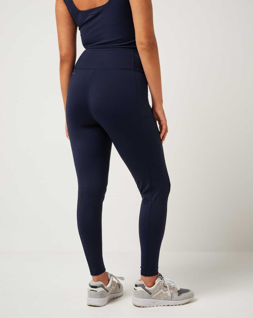 Navy Blazer Travis Mathew Where It Counts Legging | JEGB09715