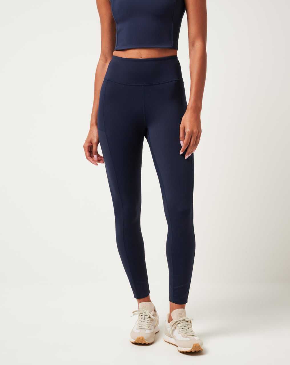 Navy Blazer Travis Mathew Where It Counts Legging | JEGB09715