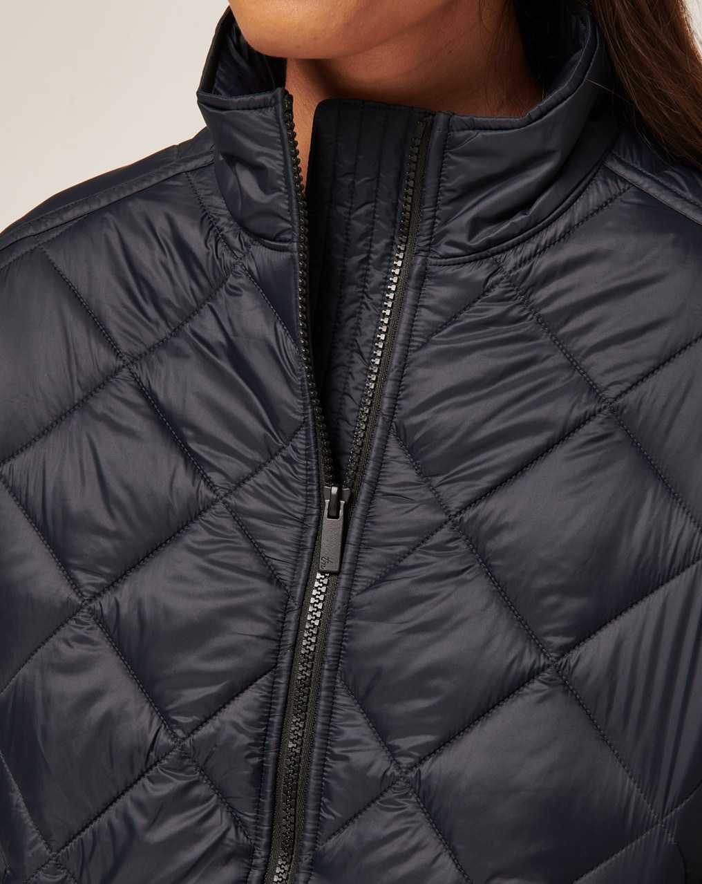 Obsidian Travis Mathew Lights At Night Quilted Jacket | CDGB20816