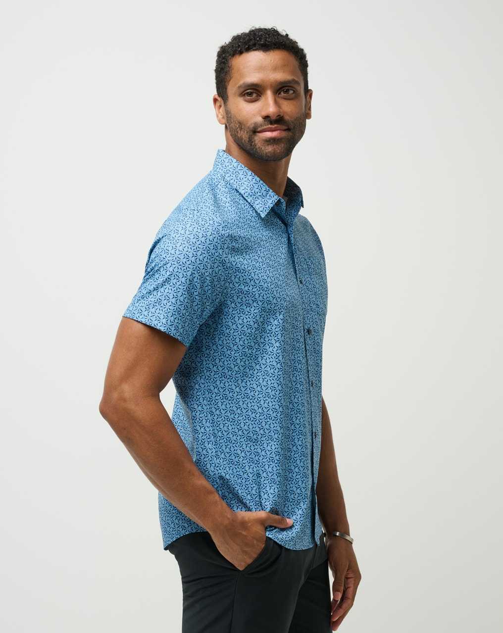 Quiet Harbor Travis Mathew Country Mile Button-up | HSPD54973