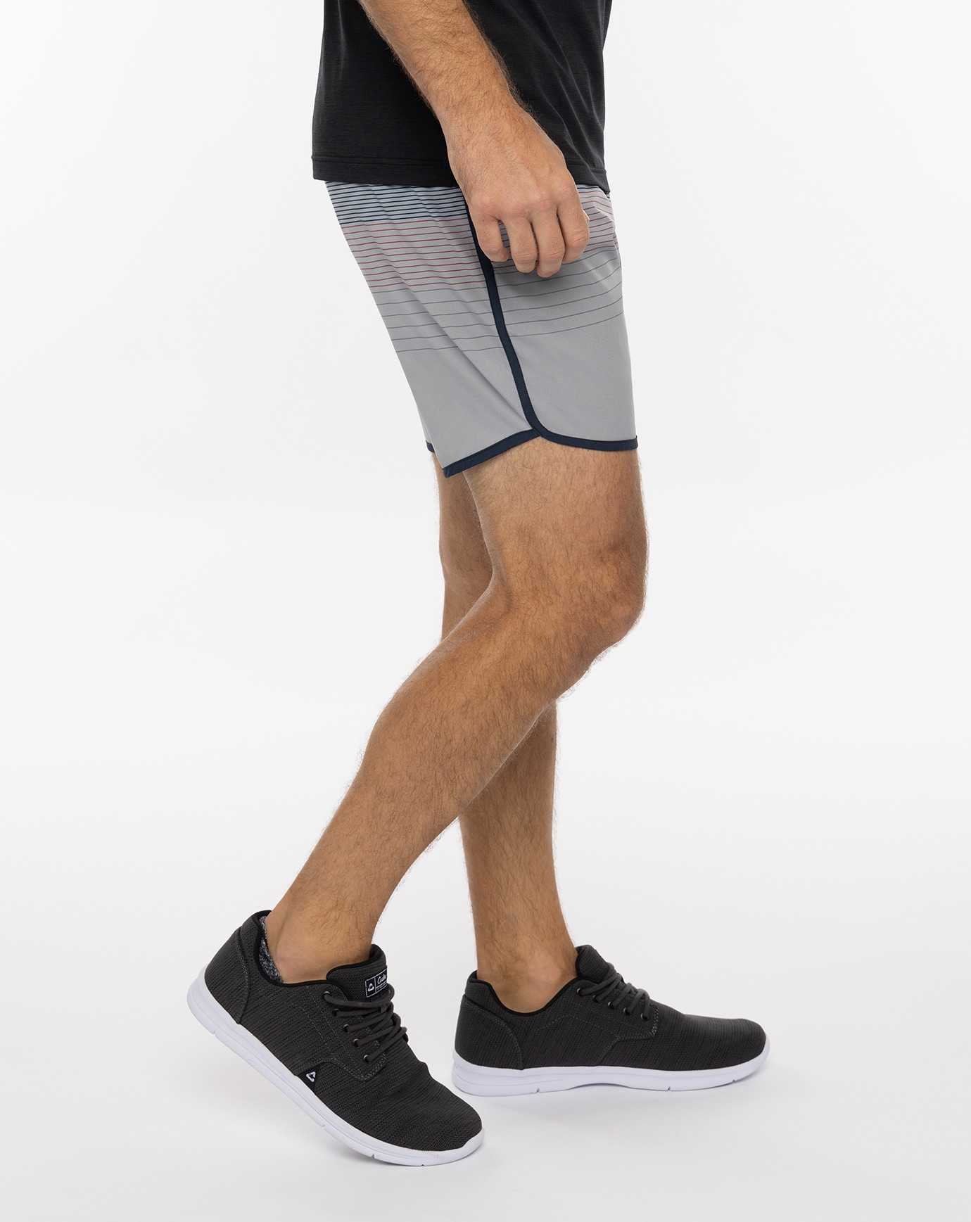 Quiet Shade Travis Mathew Go Time 3.0 Active Short 7.5in | WDBO79235