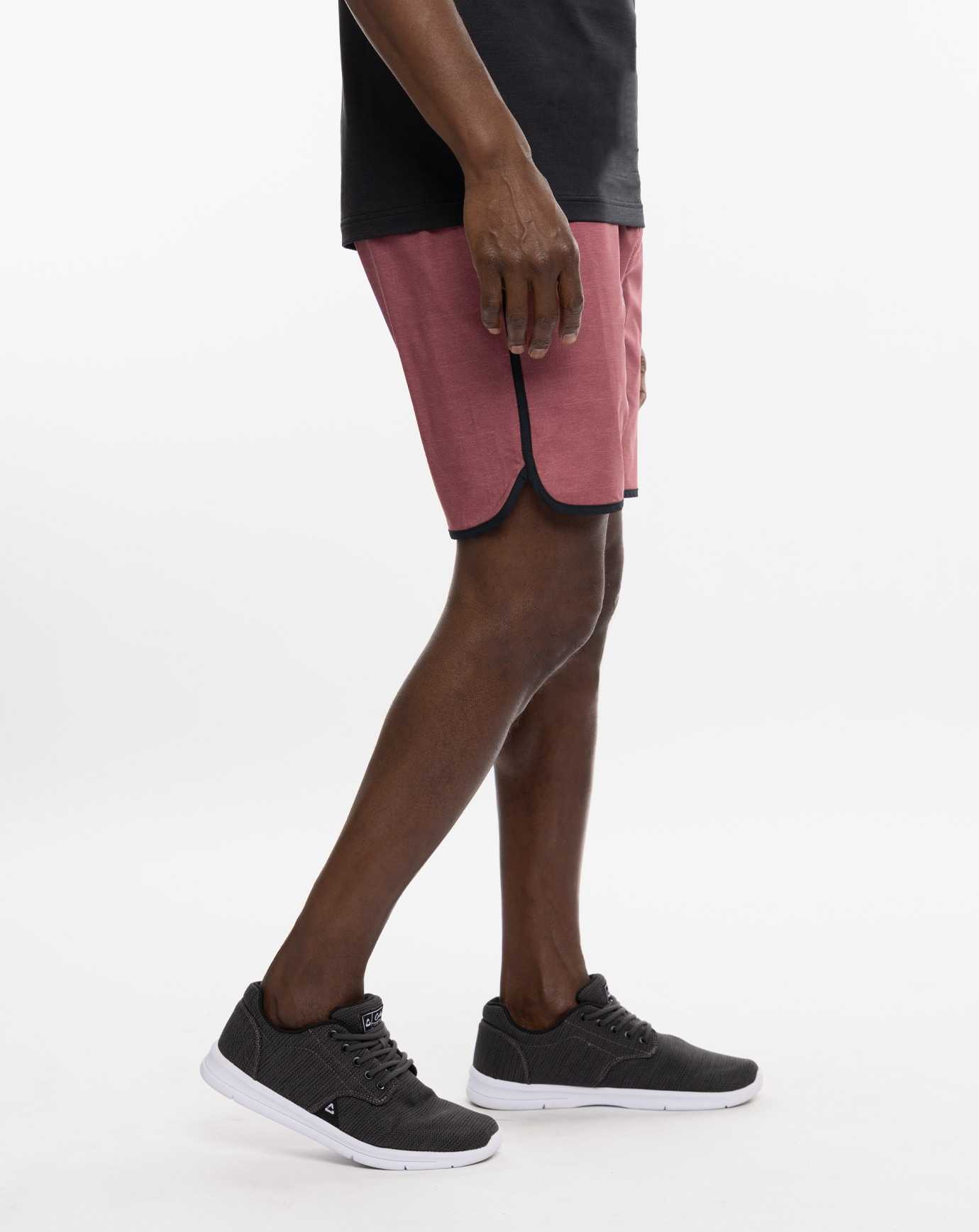 Roan Rouge Travis Mathew Another Round Active Short 7.5in | BHQE25649