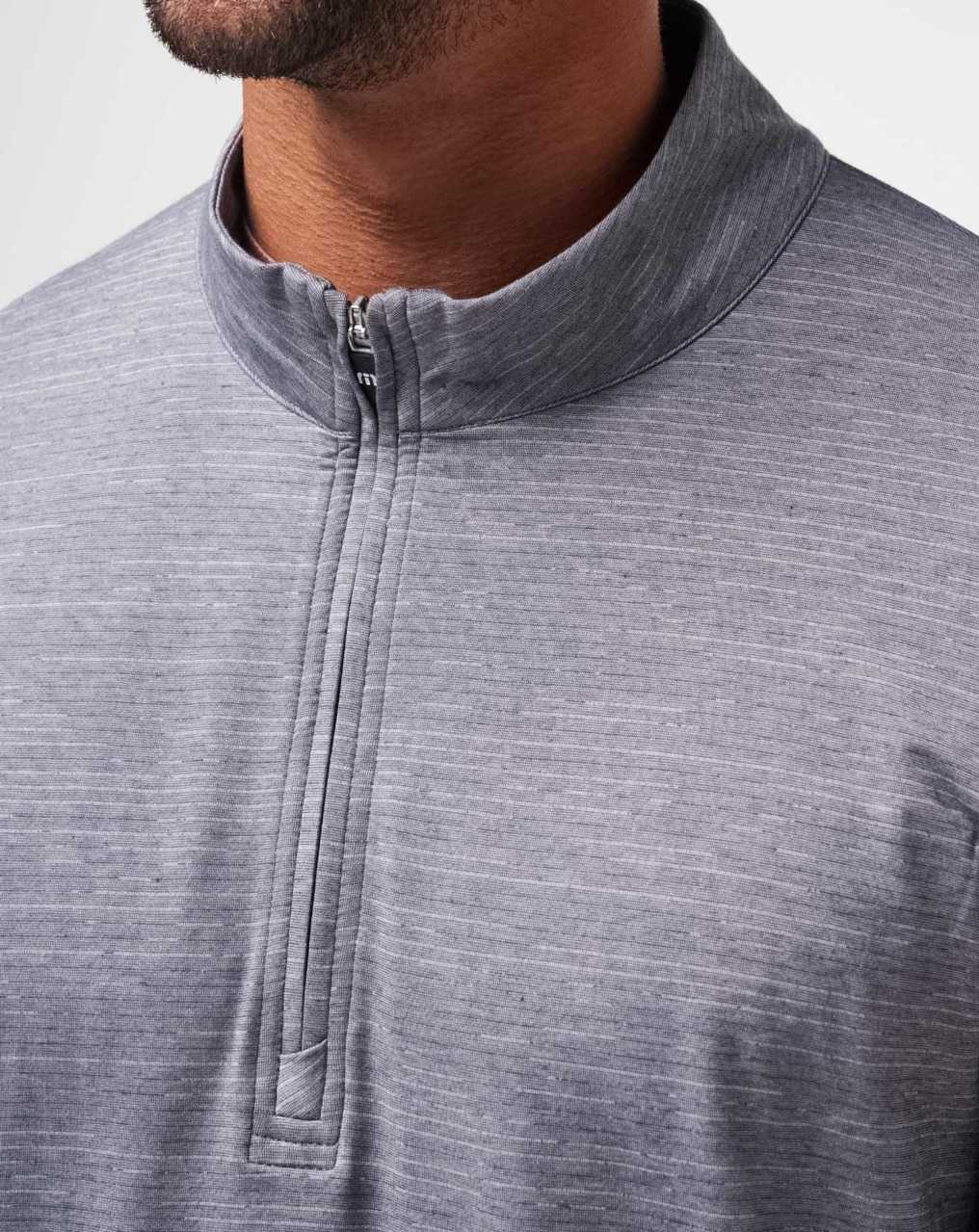 Sleet/Quiet Shade Travis Mathew The Heater Quarter Zip | BOES06478