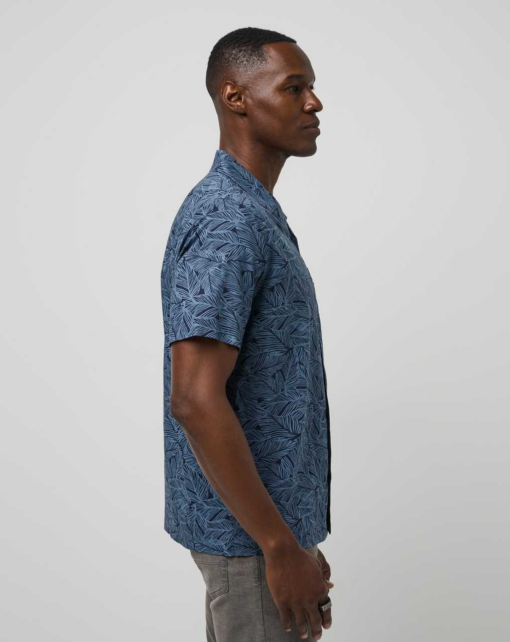 Total Eclipse Travis Mathew Afternoon Sun Button-up | XQCG32149