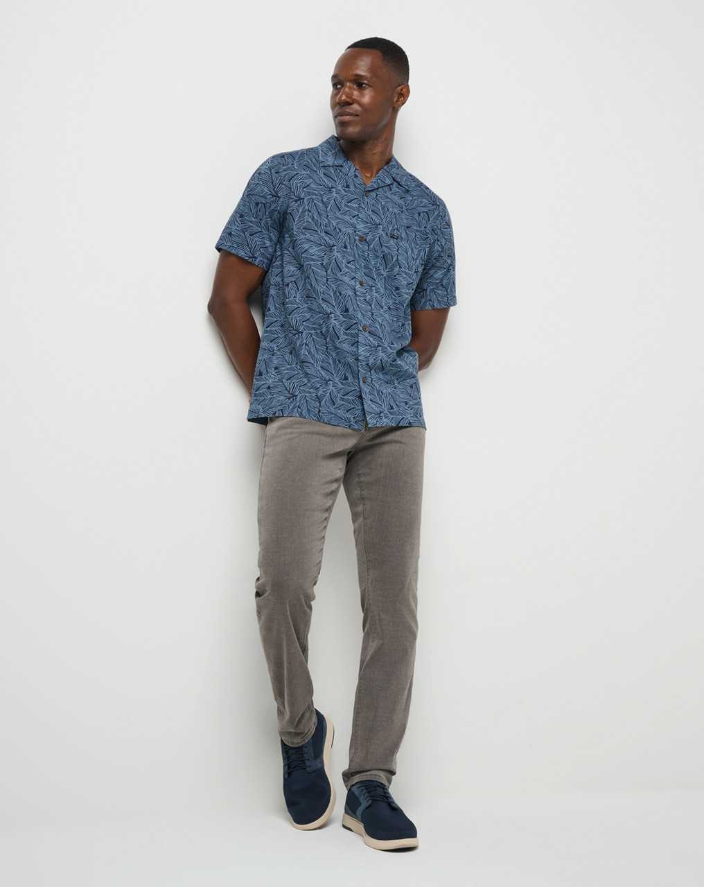 Total Eclipse Travis Mathew Afternoon Sun Button-up | XQCG32149