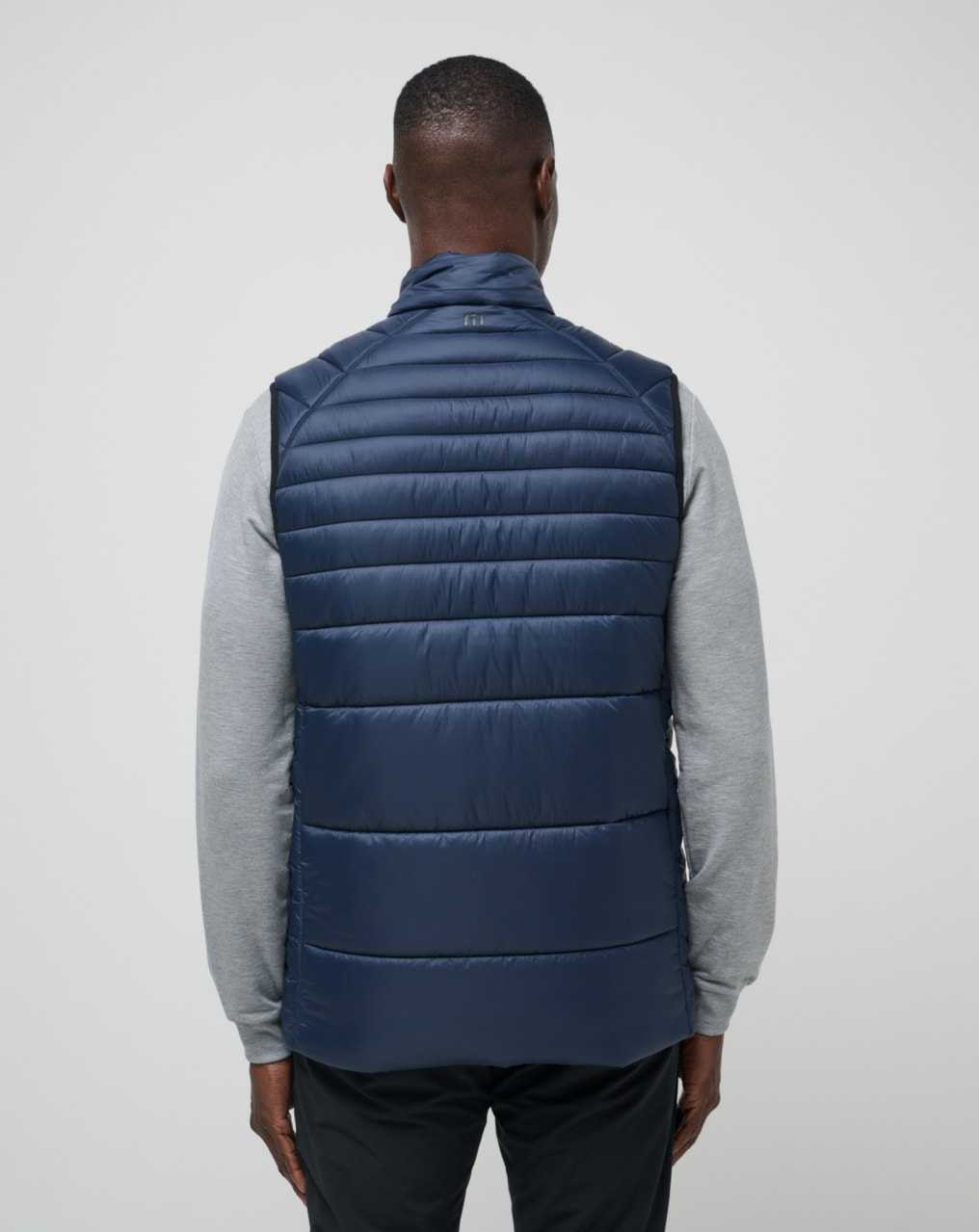 Total Eclipse Travis Mathew Aves Tech Puffer Vest | TZGH21589