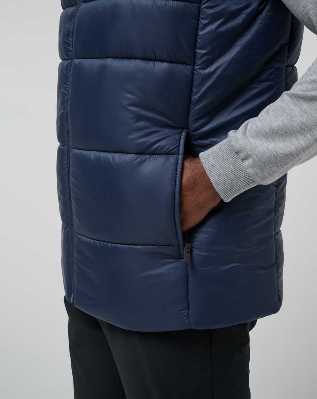 Total Eclipse Travis Mathew Aves Tech Puffer Vest | TZGH21589