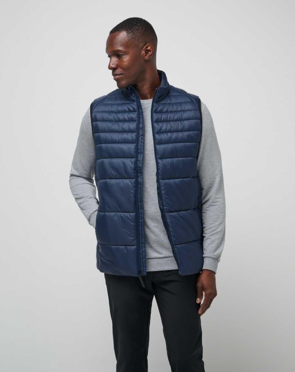 Total Eclipse Travis Mathew Aves Tech Puffer Vest | TZGH21589