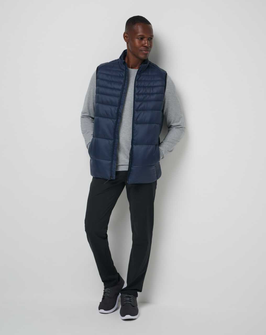 Total Eclipse Travis Mathew Aves Tech Puffer Vest | TZGH21589