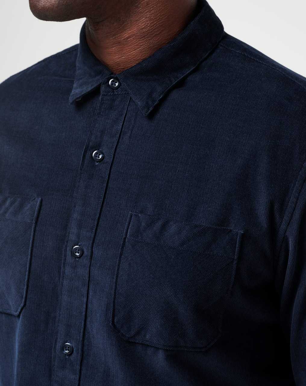 Total Eclipse Travis Mathew Barrel Of Laughs Button-up | IPLT01573