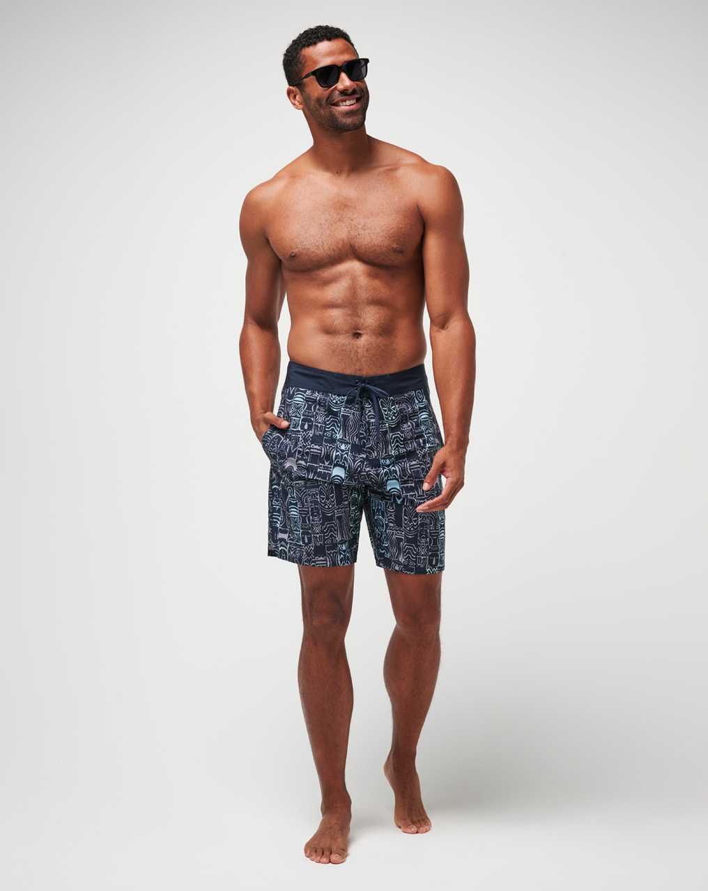 Total Eclipse Travis Mathew Hamakua Boardshort | MKTE34508