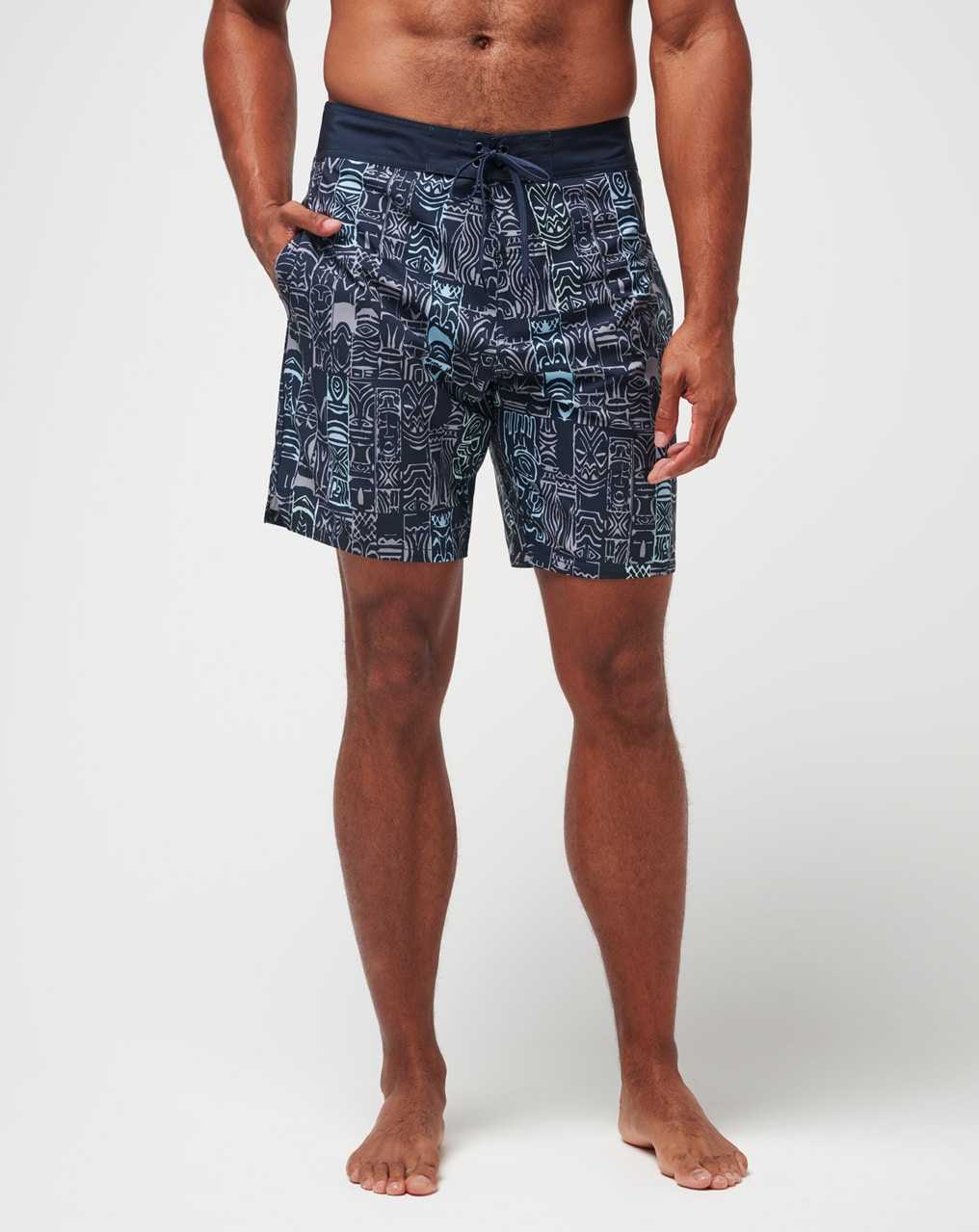 Total Eclipse Travis Mathew Hamakua Boardshort | MKTE34508