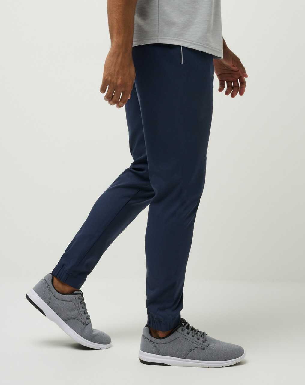 Total Eclipse Travis Mathew Sport Mode Jogger | KOMQ20879