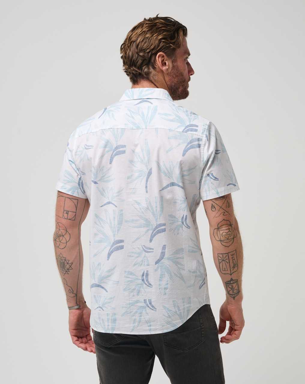 White/Quiet Harbor Travis Mathew The Thick Of It Button-up | TNKC49126