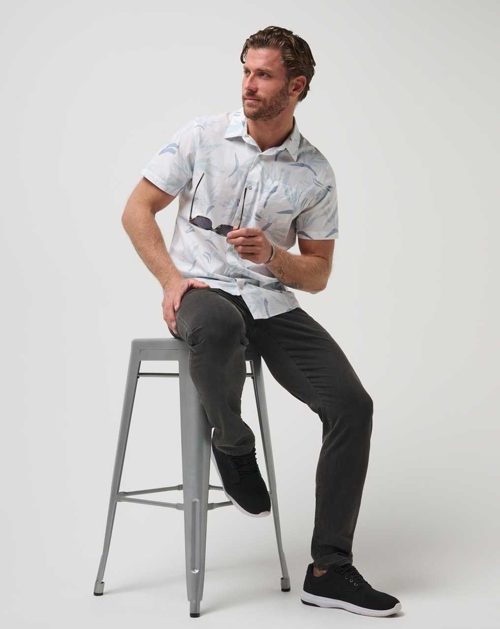 White/Quiet Harbor Travis Mathew The Thick Of It Button-up | TNKC49126